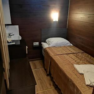 Single Capsule Bed No Window
